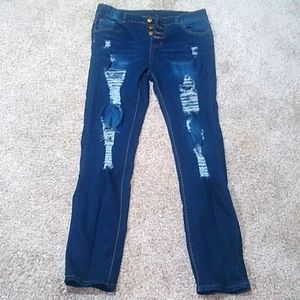 SheIn Distressed Jeans